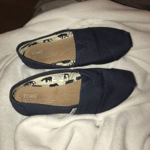 Navy Women’s Toms